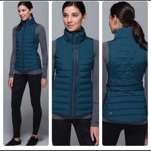 Lululemon Fluffed Up Alberta Lake Dark Teal Down Vest Jacket
